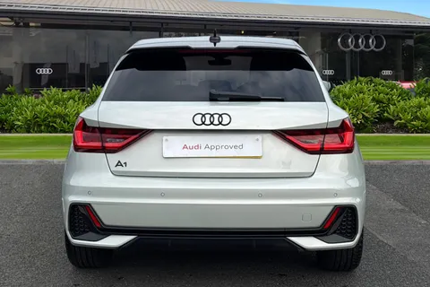 ND25CNE Audi A1 Black Edition 35 TFSI  150 PS S tronic Thumbnail #5