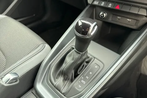 ND25CNE Audi A1 Black Edition 35 TFSI  150 PS S tronic Thumbnail #24