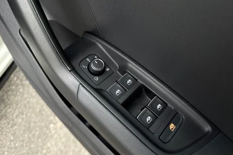 ND25CNE Audi A1 Black Edition 35 TFSI  150 PS S tronic Thumbnail #50