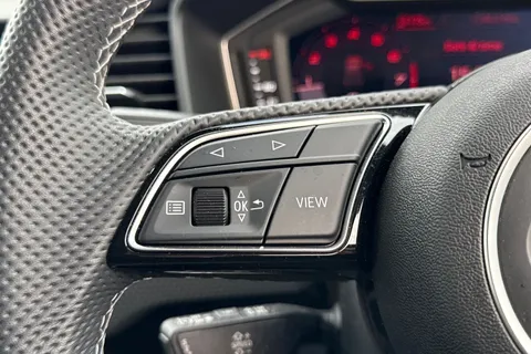 ND25CNE Audi A1 Black Edition 35 TFSI  150 PS S tronic Thumbnail #52