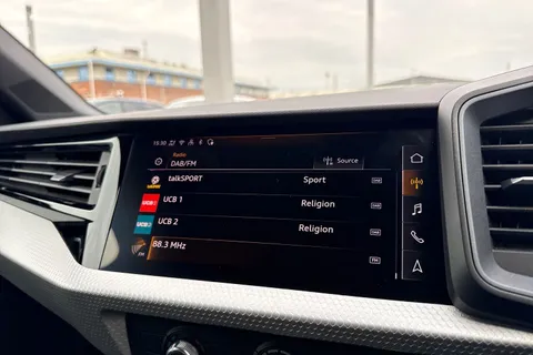 ND25CNE Audi A1 Black Edition 35 TFSI  150 PS S tronic Thumbnail #60