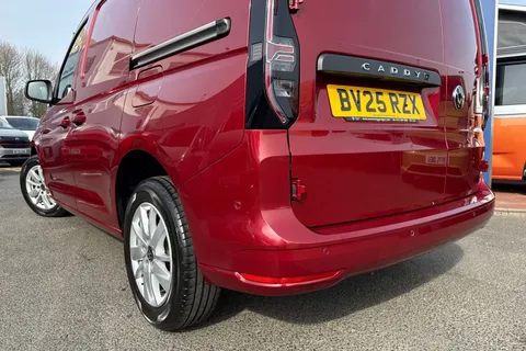 BV25RZX Volkswagen Caddy 2.0 TDI 102PS Commerce Pro Van [Tech Pack] Thumbnail #7