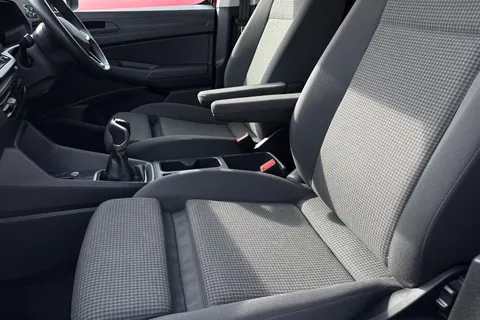 BV25RZX Volkswagen Caddy 2.0 TDI 102PS Commerce Pro Van [Tech Pack] Thumbnail #18