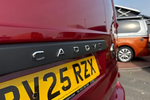 BV25RZX Volkswagen Caddy 2.0 TDI 102PS Commerce Pro Van [Tech Pack] Thumbnail #43
