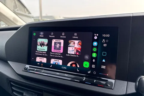 BV25RZX Volkswagen Caddy 2.0 TDI 102PS Commerce Pro Van [Tech Pack] Thumbnail #55