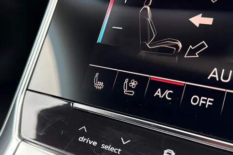 LP72NGJ Audi RS 6 Avant RS 6 Avant Vorsprung   600 PS tiptronic Thumbnail #40