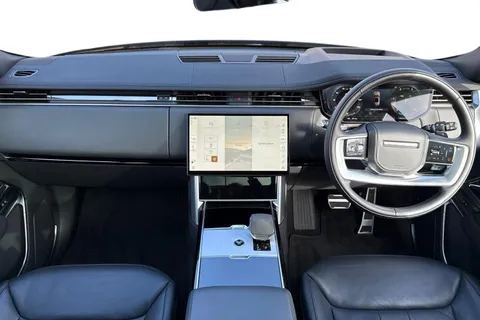 KP24CGY Land Rover Range Rover 3.0 D300 HSE 5dr Thumbnail #11