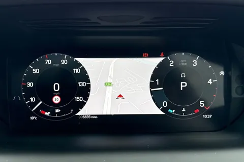 DU75XSC Land Rover Discovery Sport 2.0 D200 Dynamic SE 5dr Thumbnail #17