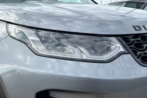 DU75XSC Land Rover Discovery Sport 2.0 D200 Dynamic SE 5dr Thumbnail #18