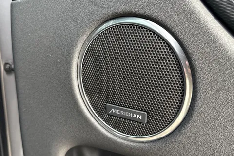 DU75XSC Land Rover Discovery Sport 2.0 D200 Dynamic SE 5dr Thumbnail #25