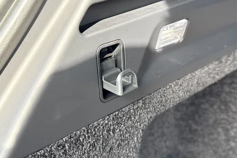 KP24CGY Land Rover Range Rover 3.0 D300 HSE 5dr Thumbnail #29