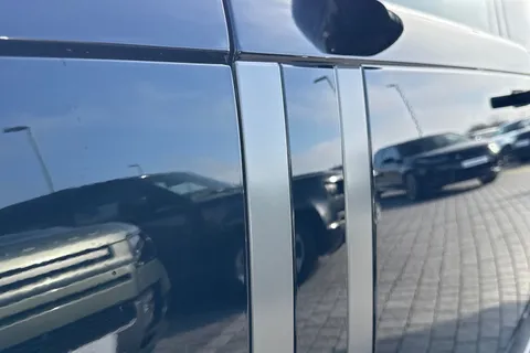 KP24CGY Land Rover Range Rover 3.0 D300 HSE 5dr Thumbnail #30