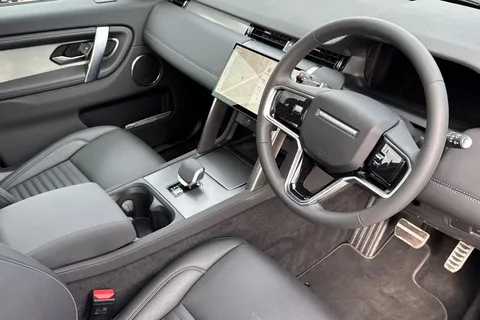 DU75XSC Land Rover Discovery Sport 2.0 D200 Dynamic SE 5dr Thumbnail #32