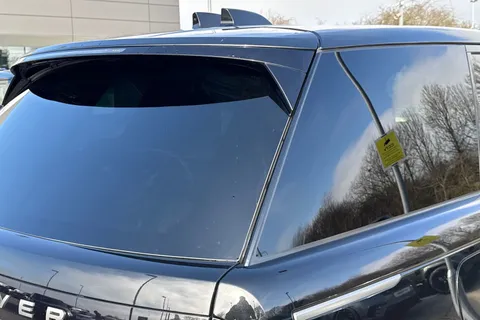 KP24CGY Land Rover Range Rover 3.0 D300 HSE 5dr Thumbnail #35