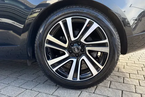 KP24CGY Land Rover Range Rover 3.0 D300 HSE 5dr Thumbnail #39