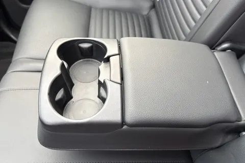 DU75XSC Land Rover Discovery Sport 2.0 D200 Dynamic SE 5dr Thumbnail #42