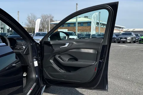 KN75XER Audi A5 Avant S line TFSI  204 PS S tronic Thumbnail #42