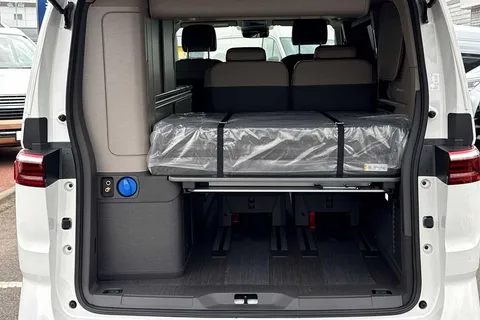 9 of 65 for Volkswagen California 1.5 eHybrid 245ps 4Motion DSG