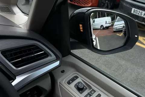 17 of 65 for Volkswagen California 1.5 eHybrid 245ps 4Motion DSG