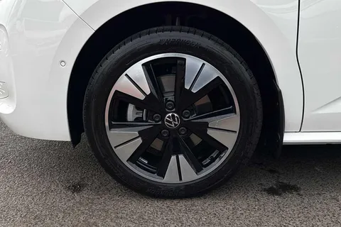 21 of 65 for Volkswagen California 1.5 eHybrid 245ps 4Motion DSG