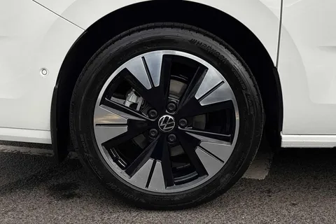 23 of 65 for Volkswagen California 1.5 eHybrid 245ps 4Motion DSG