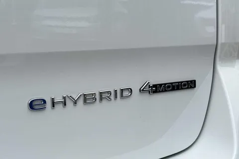 36 of 65 for Volkswagen California 1.5 eHybrid 245ps 4Motion DSG
