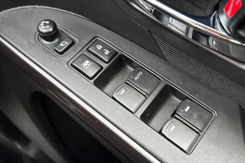 MV22CDK Suzuki S-Cross 1.4 Boosterjet 48V Hybrid Motion 5dr Auto Thumbnail #35