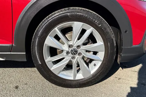 DE22UUH Volkswagen Taigo 1.0 TSI 110 Life 5dr Thumbnail #10