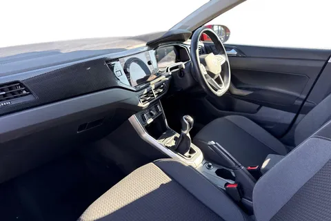 DE22UUH Volkswagen Taigo 1.0 TSI 110 Life 5dr Thumbnail #15