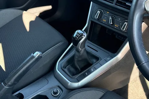 DE22UUH Volkswagen Taigo 1.0 TSI 110 Life 5dr Thumbnail #23