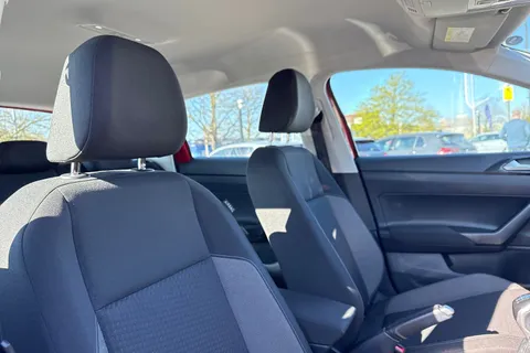 DE22UUH Volkswagen Taigo 1.0 TSI 110 Life 5dr Thumbnail #24