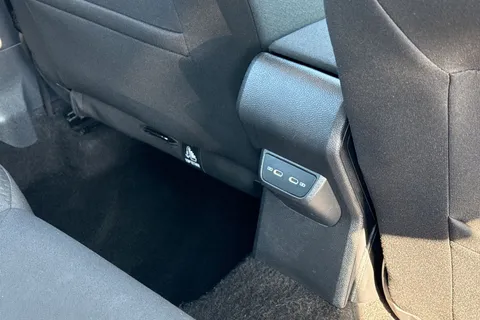 DE22UUH Volkswagen Taigo 1.0 TSI 110 Life 5dr Thumbnail #36