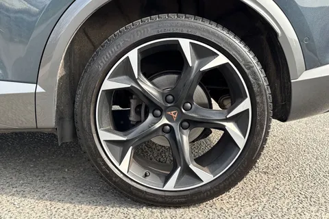 DT73ZNX CUPRA Formentor 1.5 TSI V2 DSG Euro 6 (s/s) 5dr Thumbnail #11