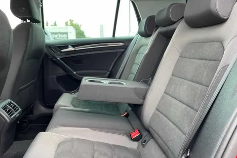 14 of 53 for VOLKSWAGEN GOLF 1.5 TSI EVO 150 GT 5dr