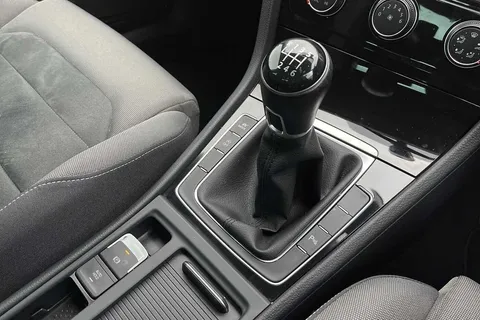 20 of 53 for VOLKSWAGEN GOLF 1.5 TSI EVO 150 GT 5dr