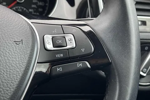 35 of 53 for VOLKSWAGEN GOLF 1.5 TSI EVO 150 GT 5dr