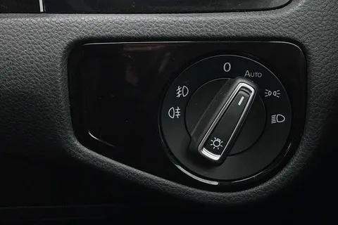 36 of 53 for VOLKSWAGEN GOLF 1.5 TSI EVO 150 GT 5dr