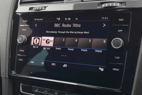 40 of 53 for VOLKSWAGEN GOLF 1.5 TSI EVO 150 GT 5dr