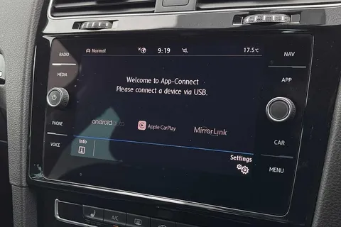 43 of 53 for VOLKSWAGEN GOLF 1.5 TSI EVO 150 GT 5dr