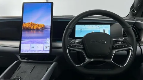 LG75XFV BYD Sealion 7 91.3kWh Excellence Auto AWD 5dr Thumbnail #8