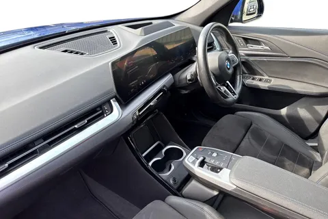 PY23VCZ BMW X1 2.0 18d M Sport DCT sDrive Euro 6 (s/s) 5dr Thumbnail #10