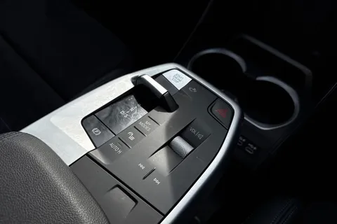 PY23VCZ BMW X1 2.0 18d M Sport DCT sDrive Euro 6 (s/s) 5dr Thumbnail #21