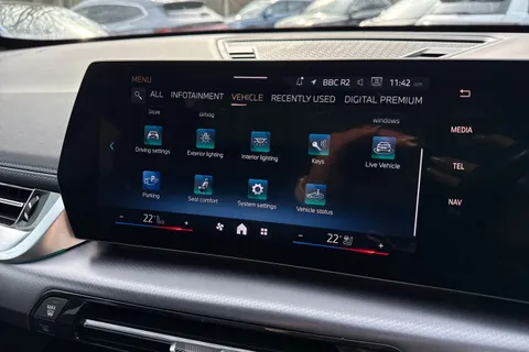 PY23VCZ BMW X1 2.0 18d M Sport DCT sDrive Euro 6 (s/s) 5dr Thumbnail #44