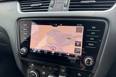 12 of 45 for Škoda Octavia 1.0 TSI SE Technology DSG Euro 6 (s/s) 5dr