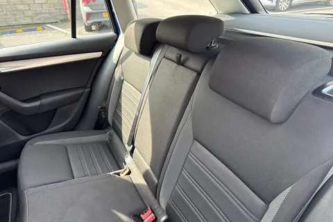 14 of 45 for Škoda Octavia 1.0 TSI SE Technology DSG Euro 6 (s/s) 5dr