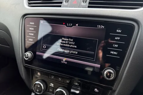 33 of 45 for Škoda Octavia 1.0 TSI SE Technology DSG Euro 6 (s/s) 5dr