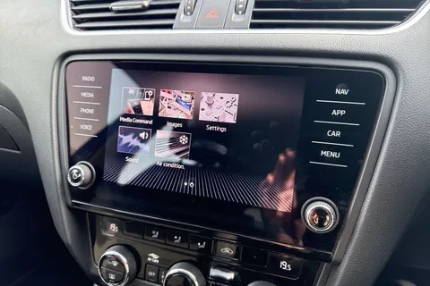 36 of 45 for Škoda Octavia 1.0 TSI SE Technology DSG Euro 6 (s/s) 5dr