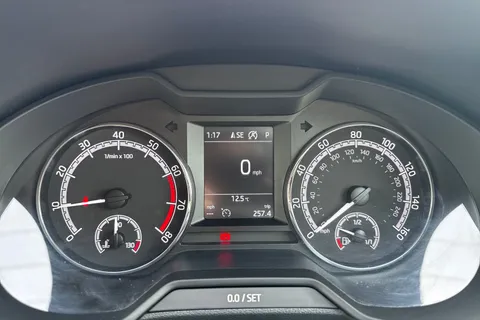 39 of 45 for Škoda Octavia 1.0 TSI SE Technology DSG Euro 6 (s/s) 5dr