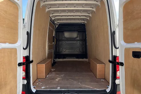 PK74MUP Volkswagen Crafter 2.0 TDI 140PS Commerce High Roof Van Thumbnail #6