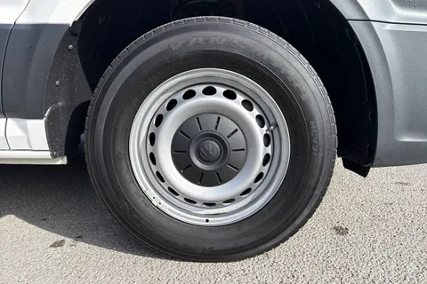 PK74MUP Volkswagen Crafter 2.0 TDI 140PS Commerce High Roof Van Thumbnail #9